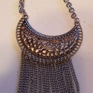 New Silver Chain/Rhinestone Statement Necklace
